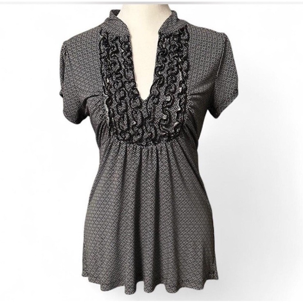 Vintage Heart and Soul M Floral Polka Dot Print Ruffle Vneck Stretch Y2K